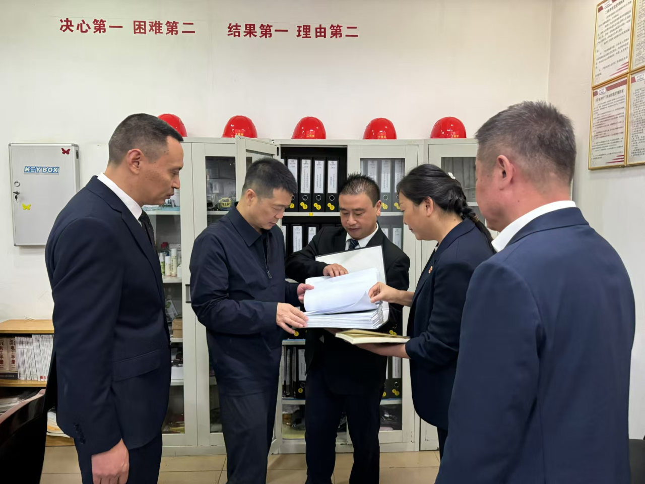 省尊龙凯时集团党委书记、董事长游勇国庆节期间调研督导旗下酒店经营及安全生产工作